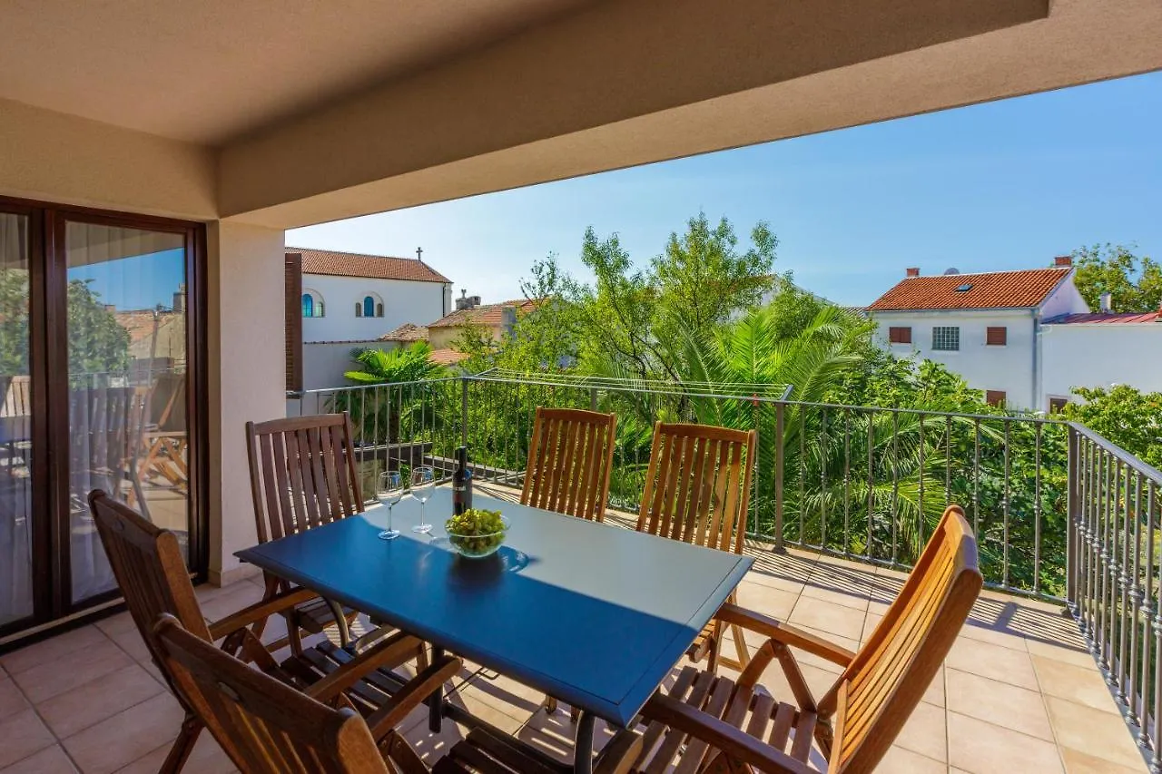 Damir 4+1+1 Apartment Crikvenica
