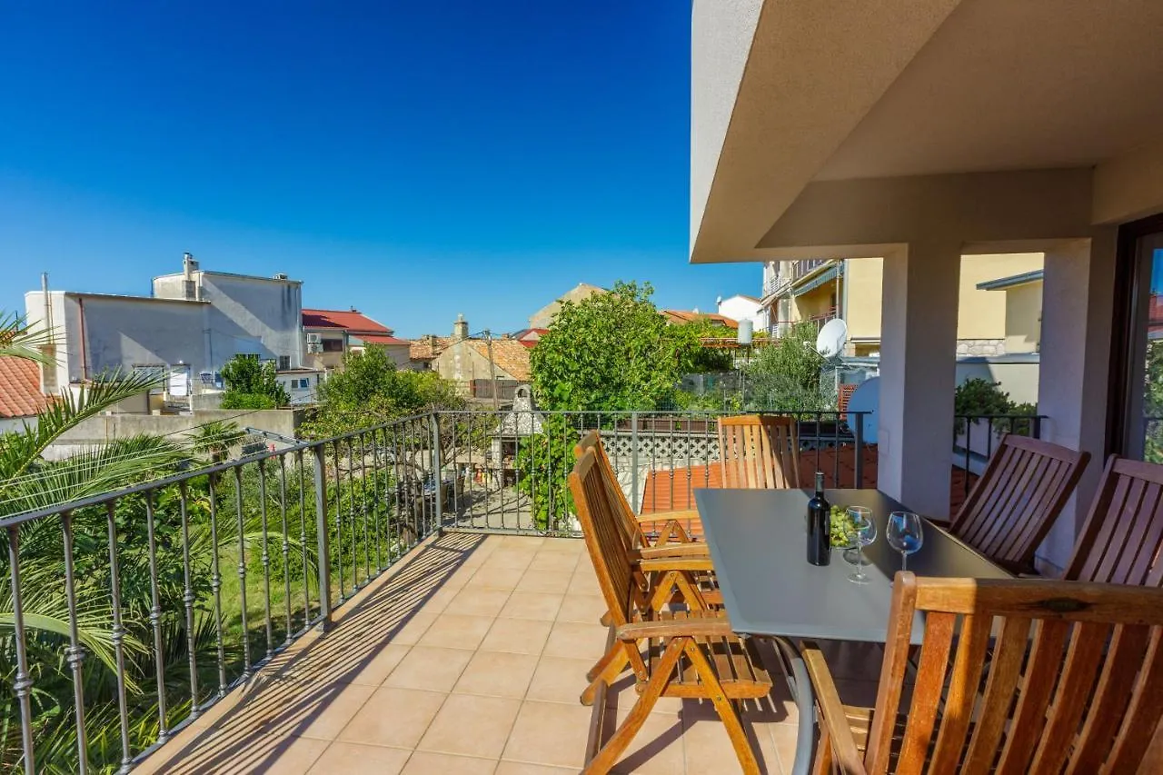 Damir 4+1+1 Apartment Crikvenica