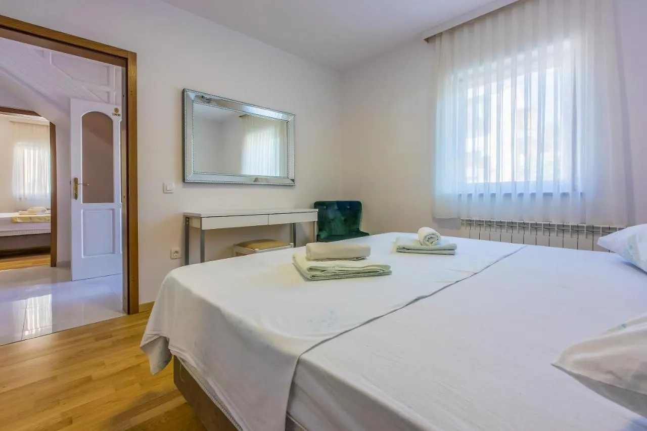 Damir 4+1+1 Apartment Crikvenica Croatia