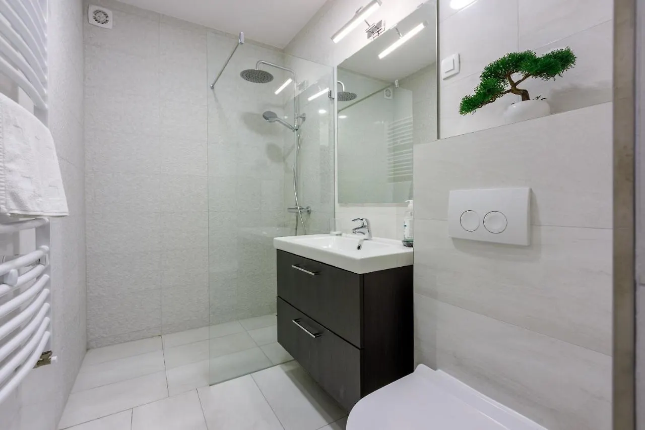 Damir 4+1+1 Apartment Crikvenica 0*,